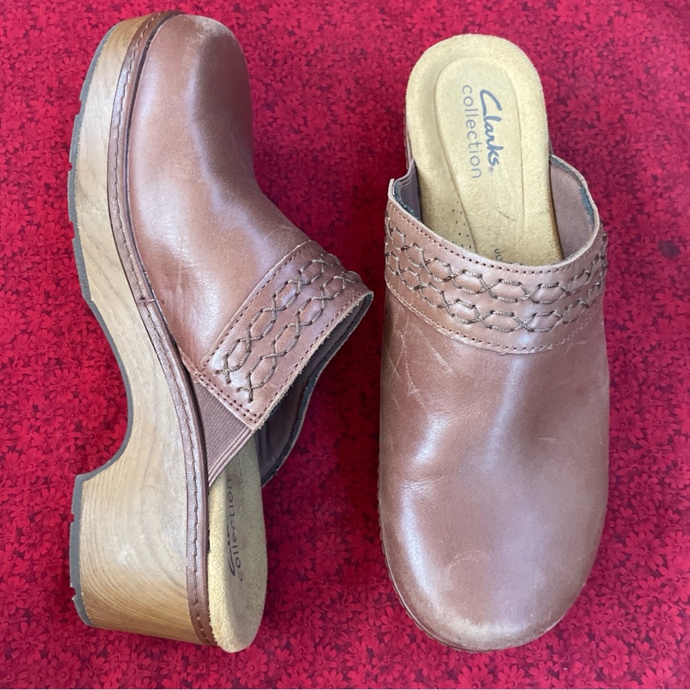Clarks Collection Brown Leather Clogs with Woven Detail Sz 7